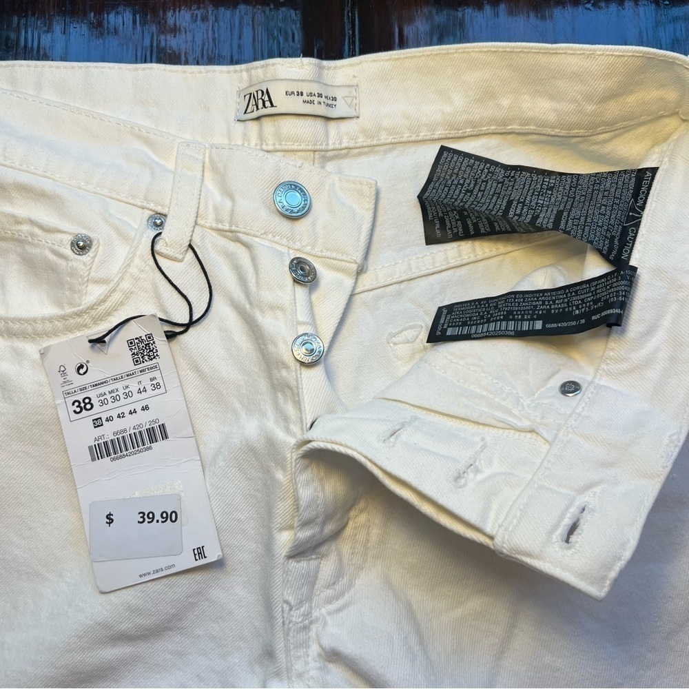 Zara Jeans White Button Up Straight Leg Woman’s Size 38 NWT - Picture 13 of 13